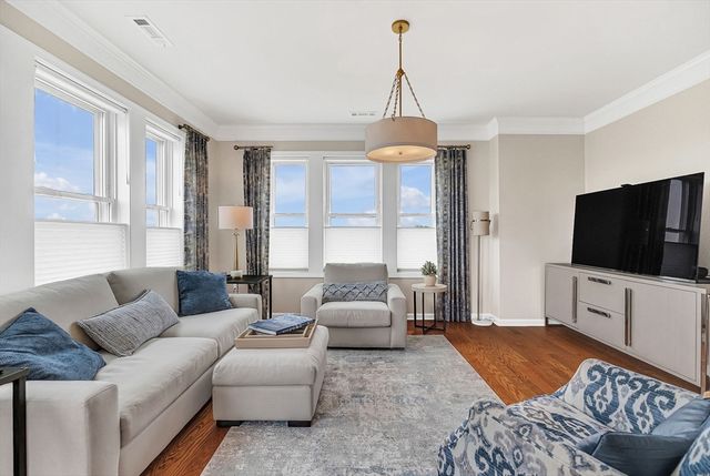 130 University Ave 1412, Westwood, MA 02090