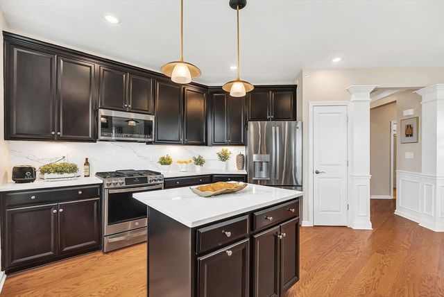 130 University Ave 1412, Westwood, MA 02090