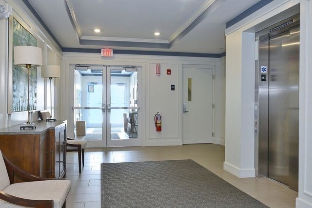 130 University Ave 1412, Westwood, MA 02090