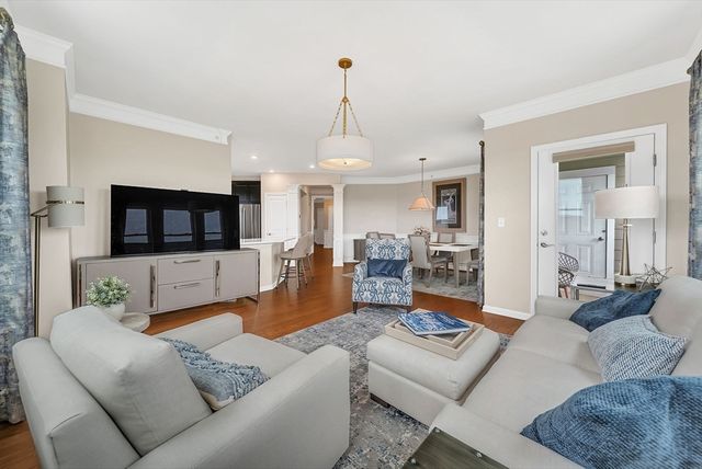 130 University Ave 1412, Westwood, MA 02090