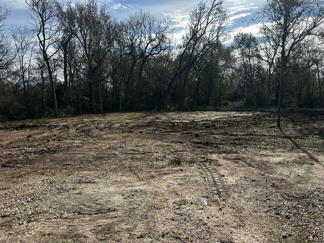 216 Pecan Loop Drive, Baytown, TX 77523