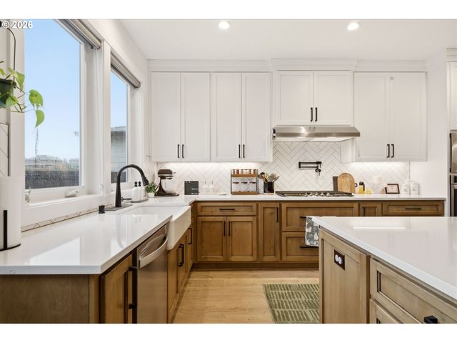 1320 S 44TH Ave, Ridgefield, WA 98642