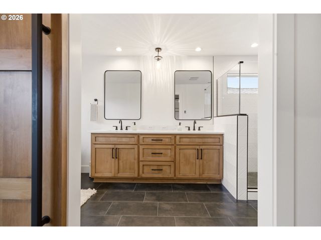 1320 S 44TH Ave, Ridgefield, WA 98642