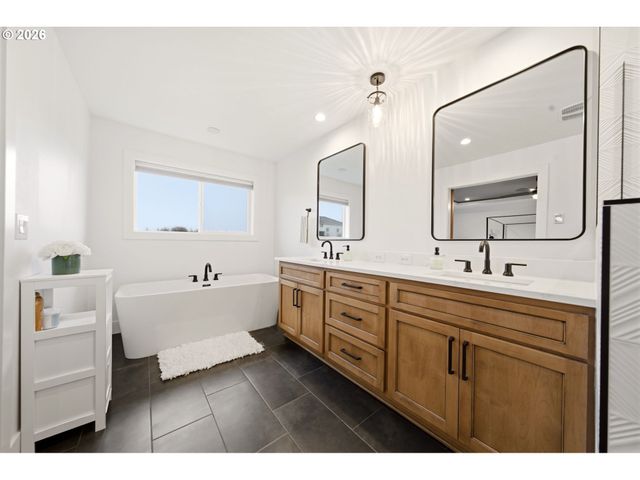 1320 S 44TH Ave, Ridgefield, WA 98642