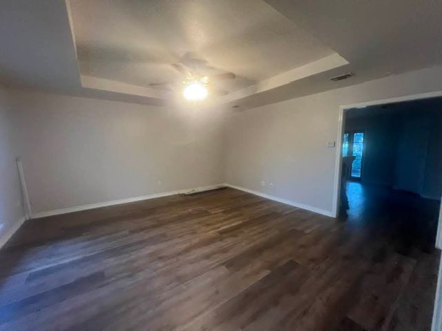 306 Mill Street, Lone Oak, TX 75453