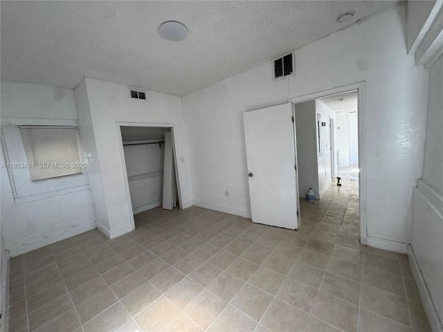 6027 NW 22nd Ave 0, Miami, FL 33142