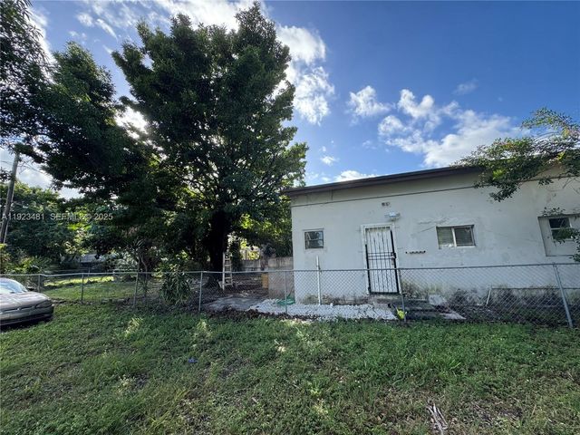 6027 NW 22nd Ave 0, Miami, FL 33142