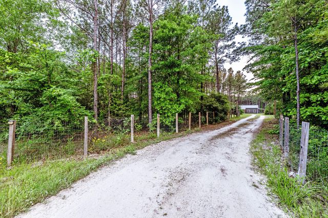 1515A Fm 247, Huntsville, TX 77320