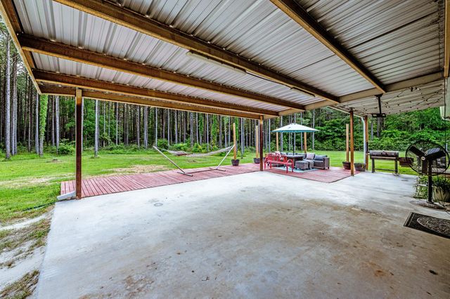 1515A Fm 247, Huntsville, TX 77320