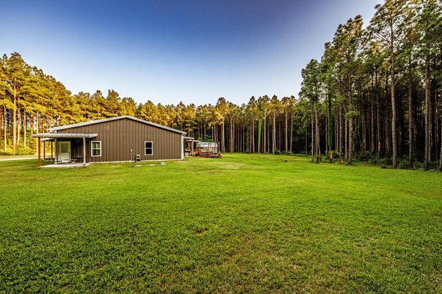 1515A Fm 247, Huntsville, TX 77320