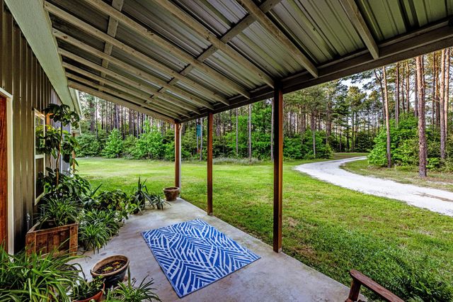 1515A Fm 247, Huntsville, TX 77320