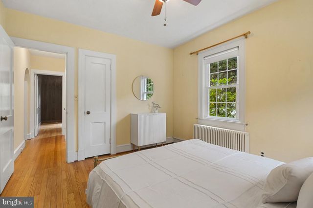 820 DAVIS AVE, Takoma Park, MD 20912
