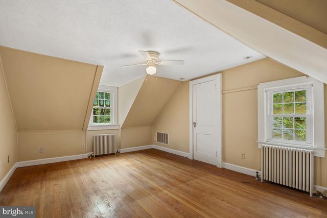 820 DAVIS AVE, Takoma Park, MD 20912