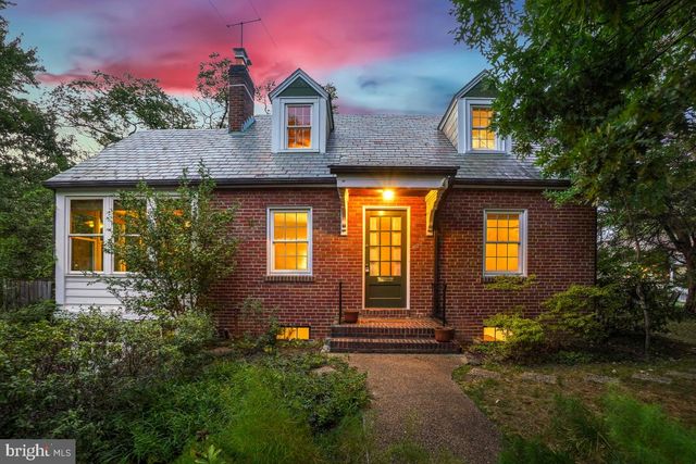 820 DAVIS AVE, Takoma Park, MD 20912