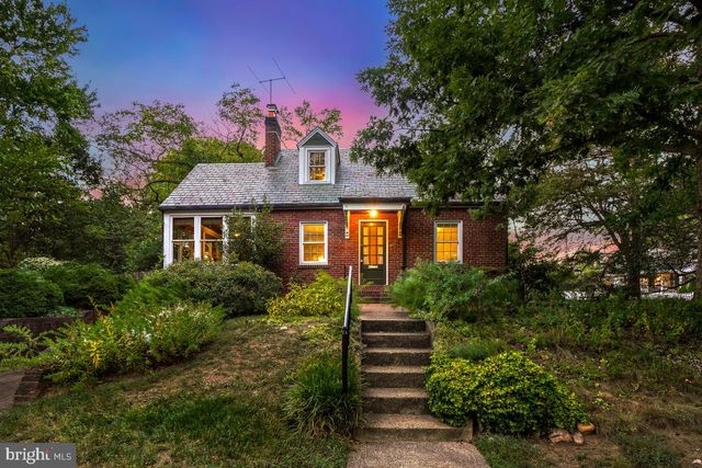 820 DAVIS AVE, Takoma Park, MD 20912