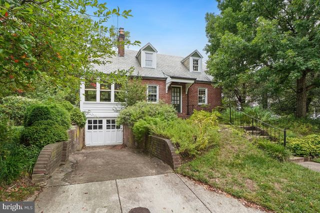 820 DAVIS AVE, Takoma Park, MD 20912