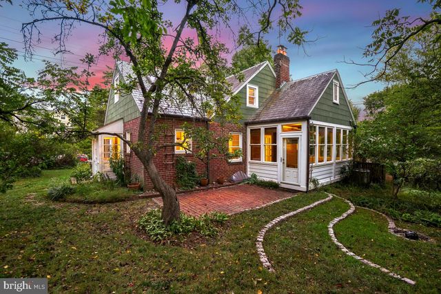 820 DAVIS AVE, Takoma Park, MD 20912