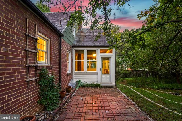 820 DAVIS AVE, Takoma Park, MD 20912