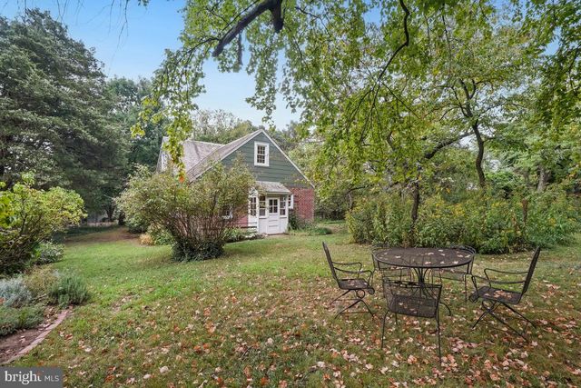 820 DAVIS AVE, Takoma Park, MD 20912