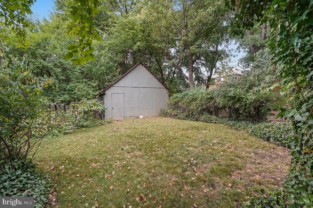 820 DAVIS AVE, Takoma Park, MD 20912