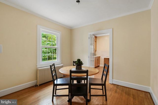820 DAVIS AVE, Takoma Park, MD 20912