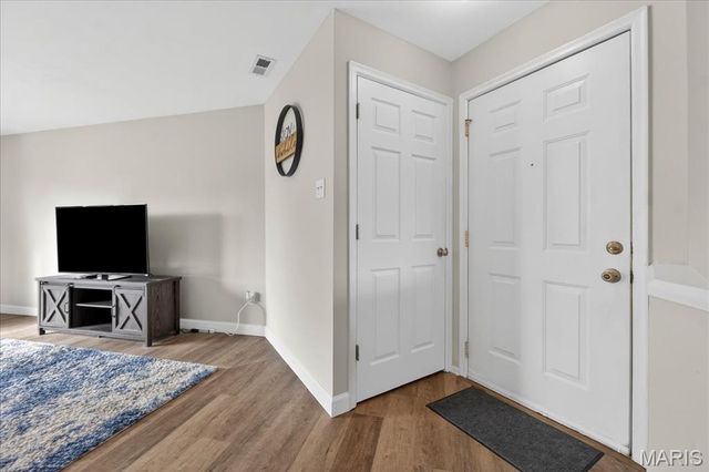 761 Sugar Glen Drive 5, St Peters, MO 63376