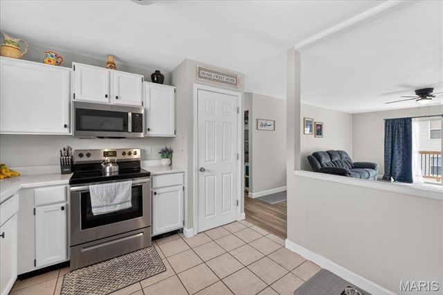 761 Sugar Glen Drive 5, St Peters, MO 63376