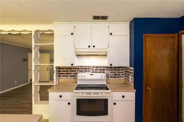 274 S Anita Street, Waycross, GA 31503