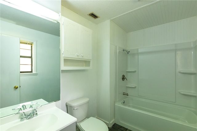 274 S Anita Street, Waycross, GA 31503