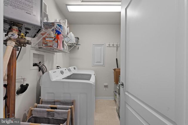 116 OAKRIDGE DR, Mount Royal, NJ 08061