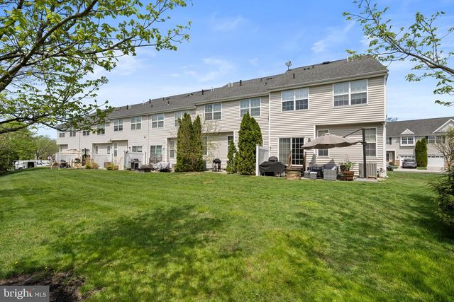 116 OAKRIDGE DR, Mount Royal, NJ 08061