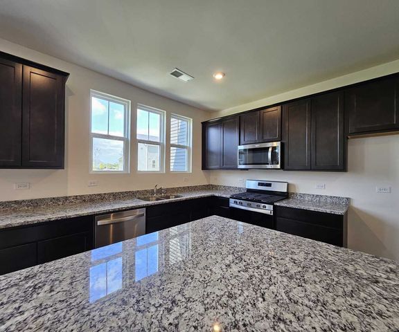 12802 S NICHOLAS Drive, Plainfield, IL 60585