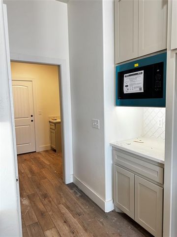 10401 SW 50th Street, Mustang, OK 73064