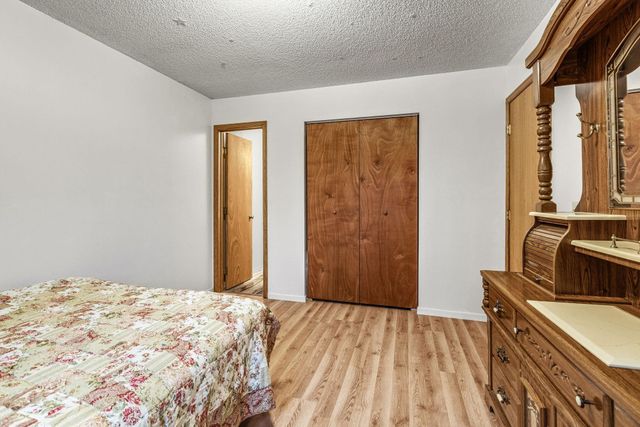 6672 Dawn Way, Inver Grove Heights, MN 55076