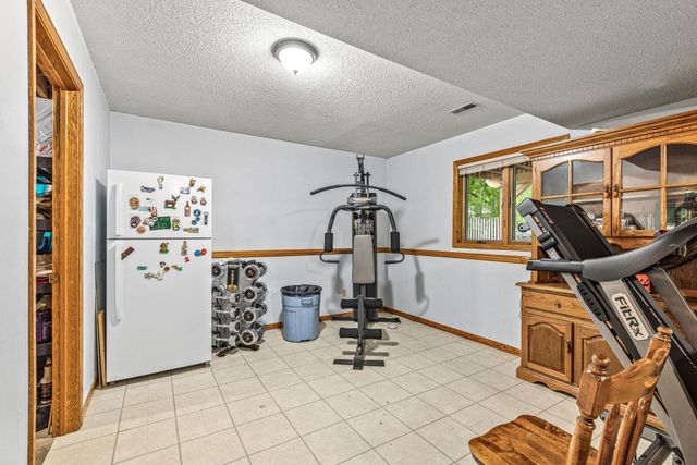 6672 Dawn Way, Inver Grove Heights, MN 55076