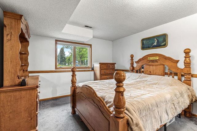 6672 Dawn Way, Inver Grove Heights, MN 55076