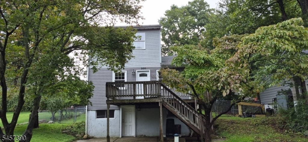 221 Knox Way, Hopatcong Boro, NJ 07843 — exterior
