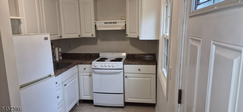221 Knox Way, Hopatcong Boro, NJ 07843 — photo 3