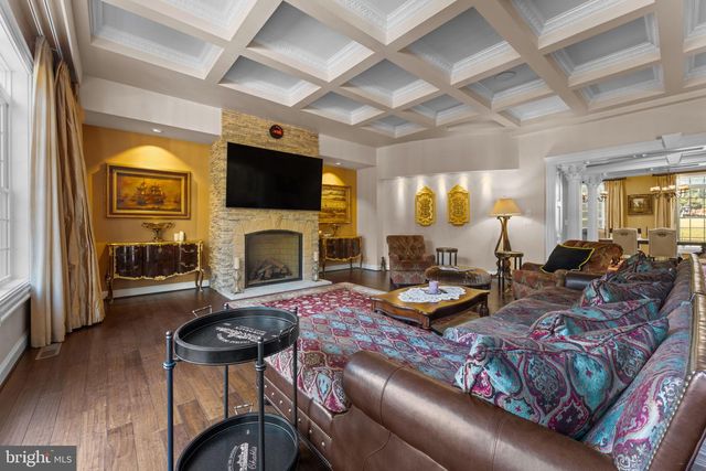 11561 STUART MILL RD, Oakton, VA 22124