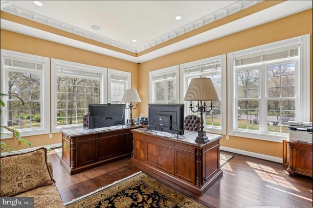 11561 STUART MILL RD, Oakton, VA 22124