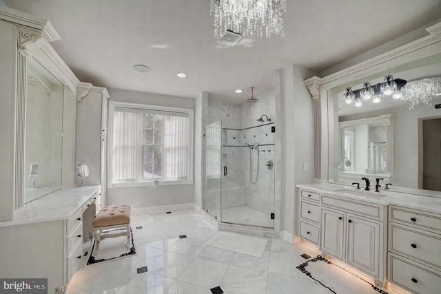 11561 STUART MILL RD, Oakton, VA 22124