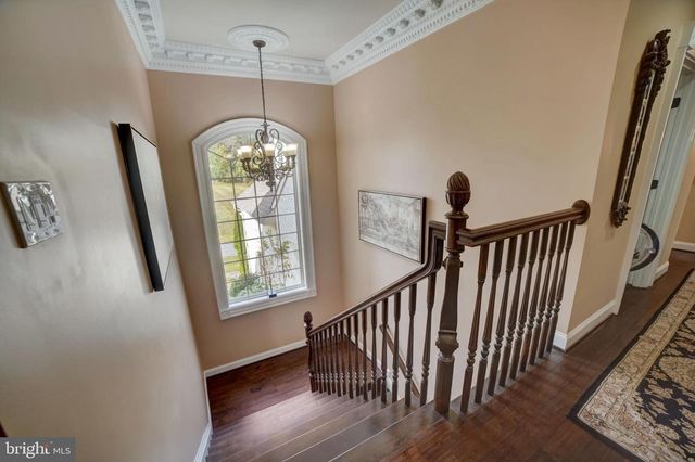 11561 STUART MILL RD, Oakton, VA 22124