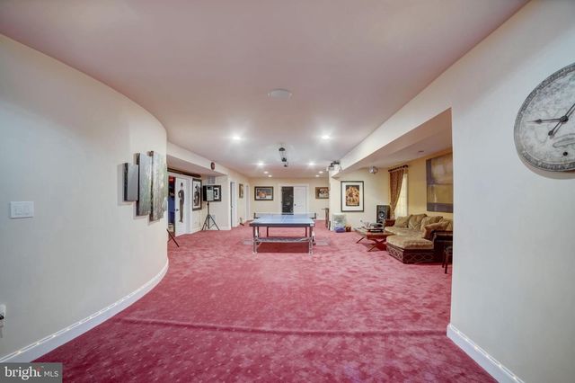 11561 STUART MILL RD, Oakton, VA 22124