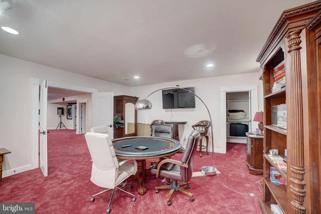 11561 STUART MILL RD, Oakton, VA 22124