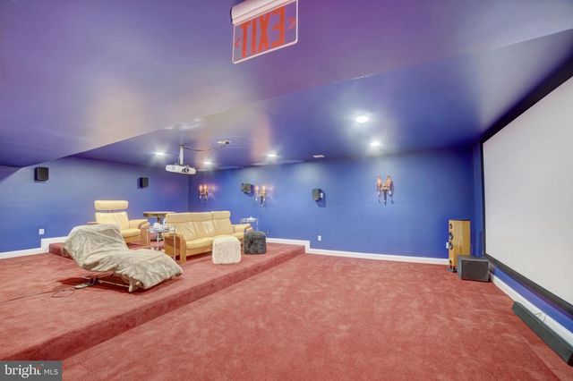 11561 STUART MILL RD, Oakton, VA 22124