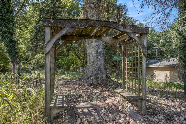 1505 Spruce Brook Road, Comstock Twp, MI 49048