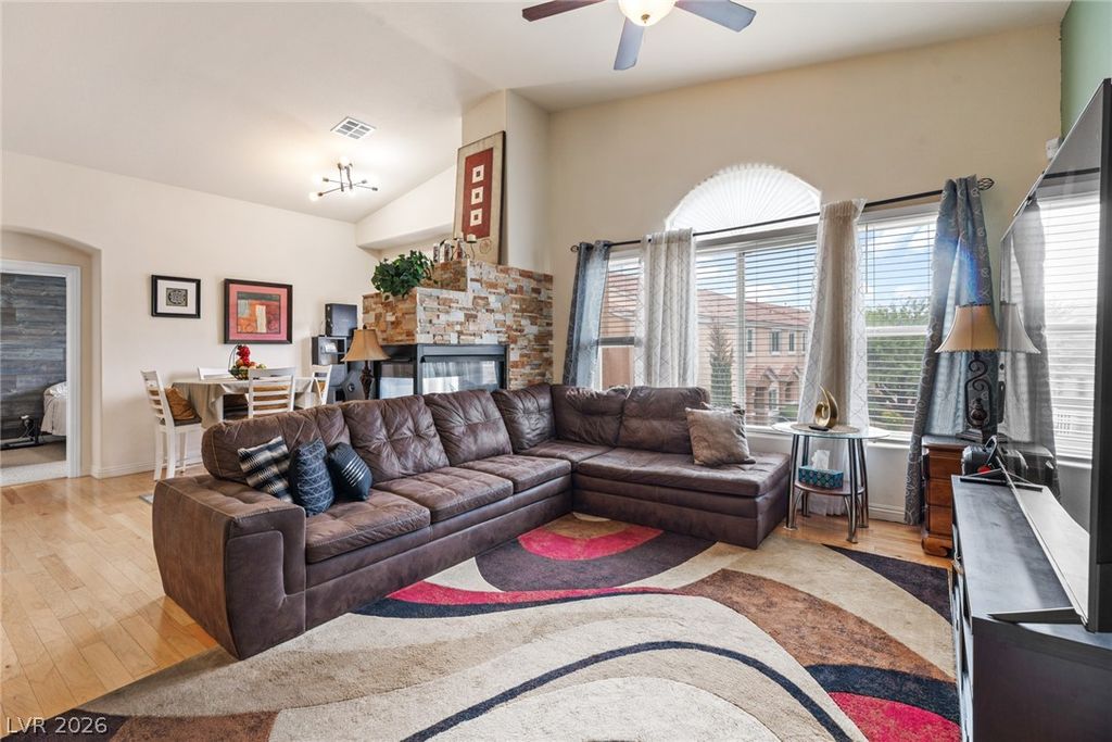 8779 Horizon Wind Avenue 101, Las Vegas, NV 89178 — photo 2