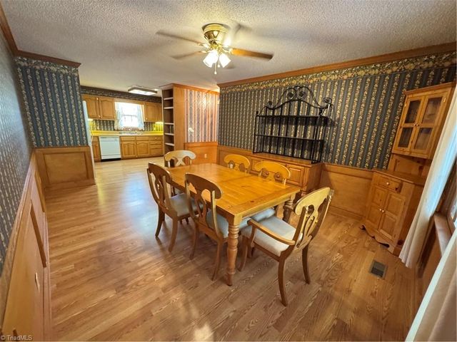 6543 NC Highway 66 S, King, NC 27021