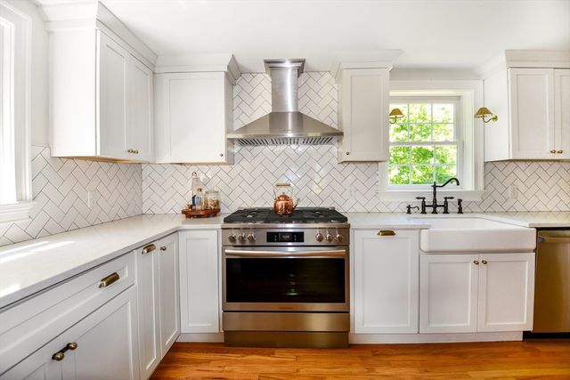 95 Tiffany Rd, Norwell, MA 02061