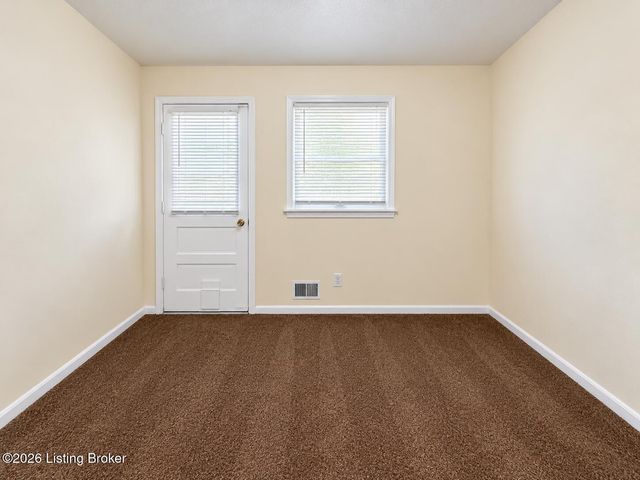 1718 Tempest Way 2, Louisville, KY 40216